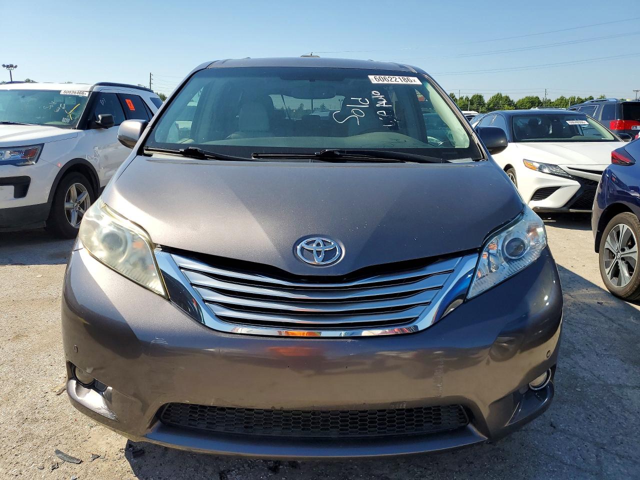 2011 Toyota Sienna Limited 7-passenger Gray vin: 5TDDK3DC0BS011954
