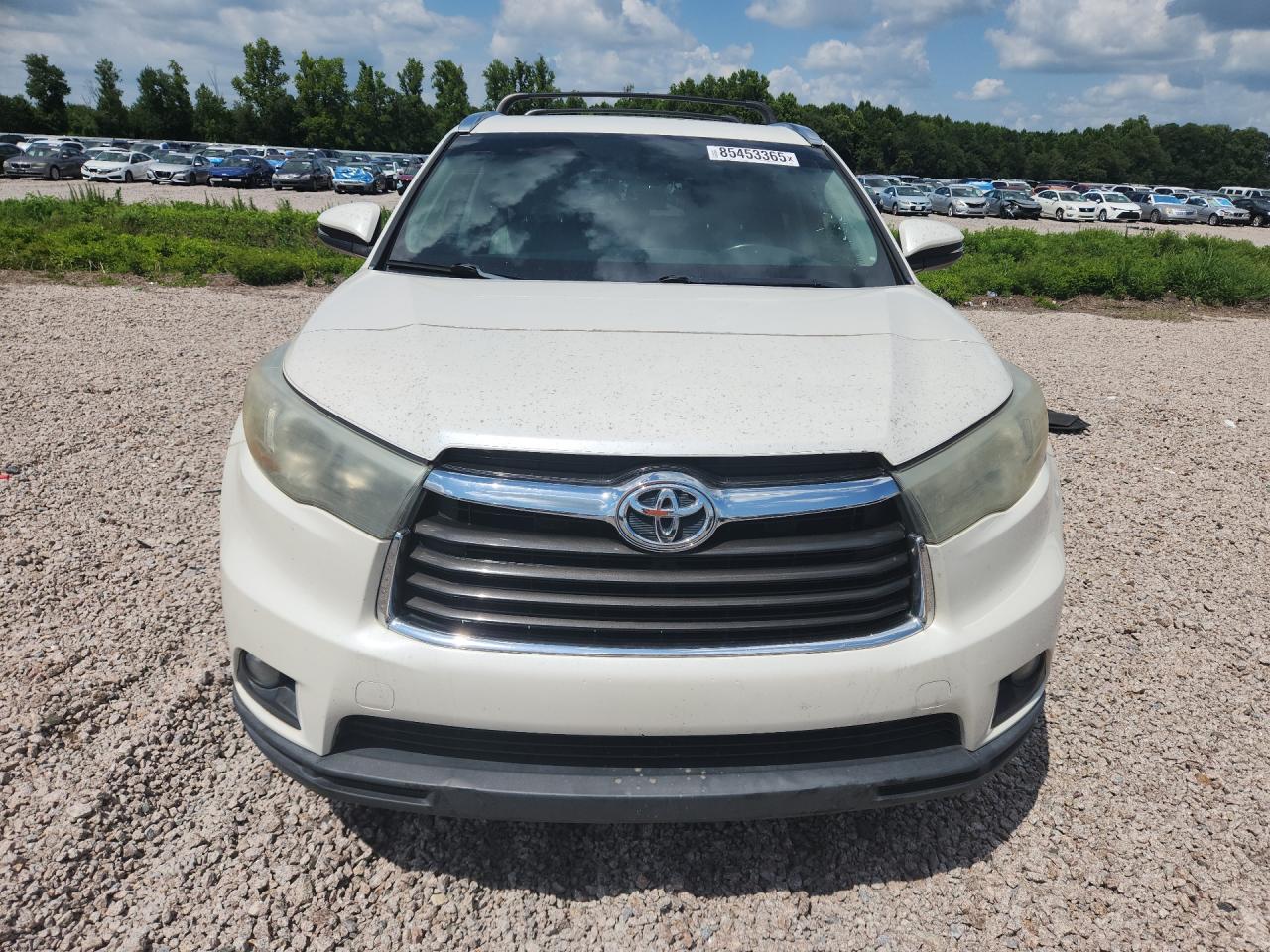 2015 Toyota Highlander Xle White vin: 5TDJKRFH7FS113224