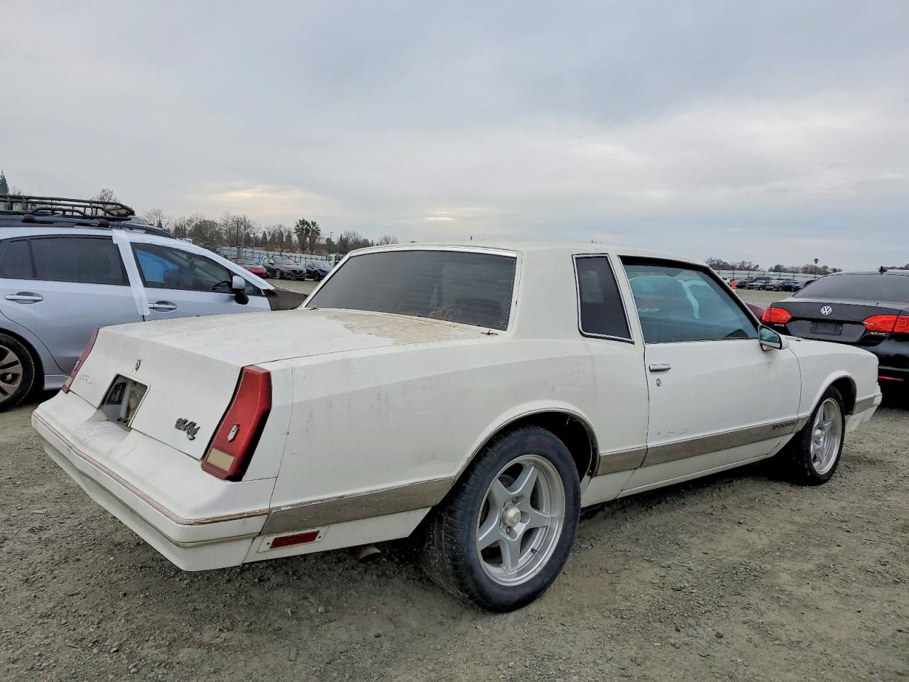 1987 Chevrolet Monte Carlo Белый vin: 1G1GZ11HXHR111461