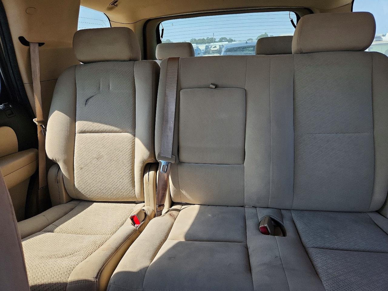 2008 Chevrolet Tahoe C1500 Tan vin: 1GNFC13C68R105511