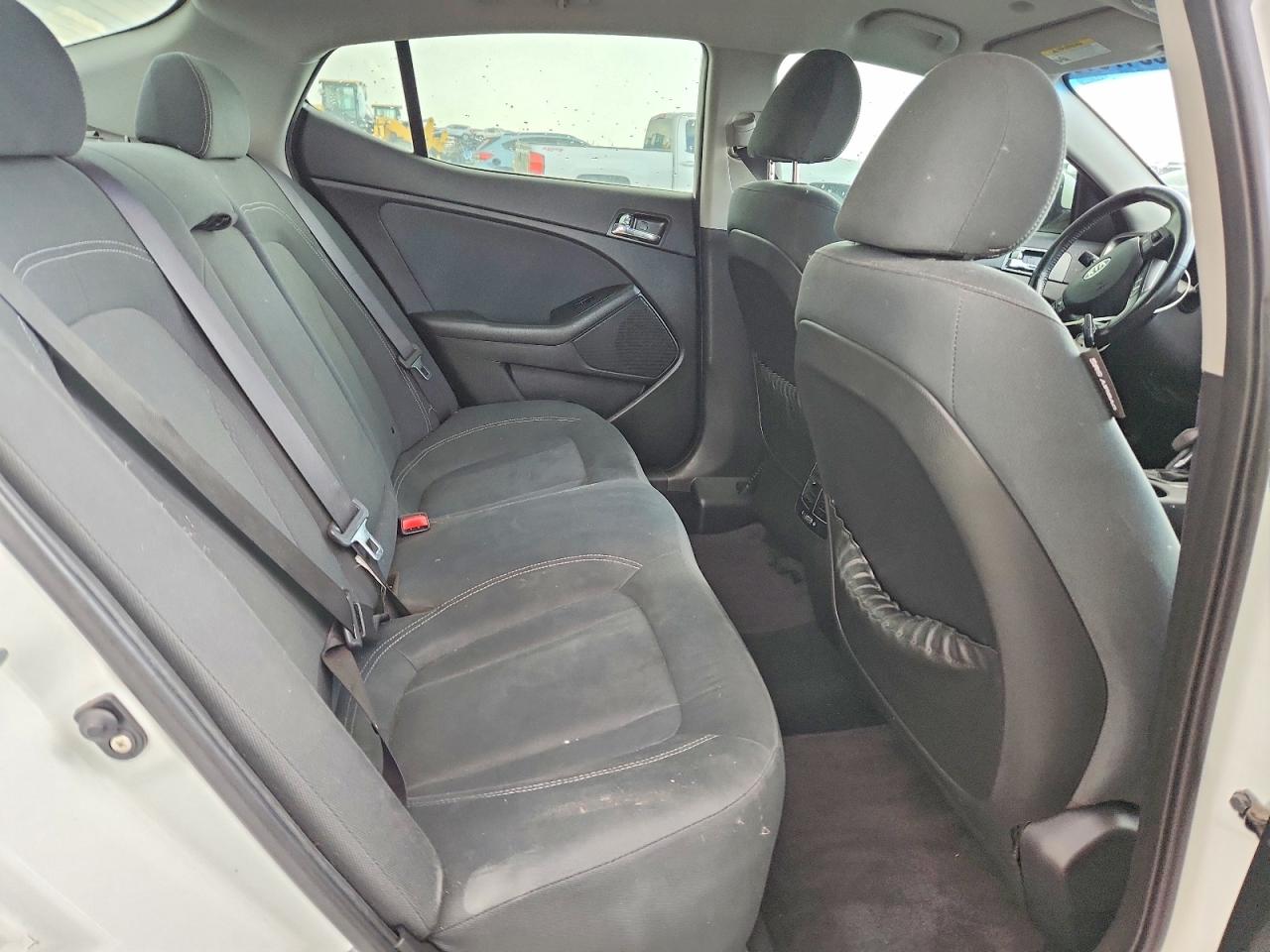 2012 Kia Optima Hybrid White vin: KNAGM4AD7C5020228