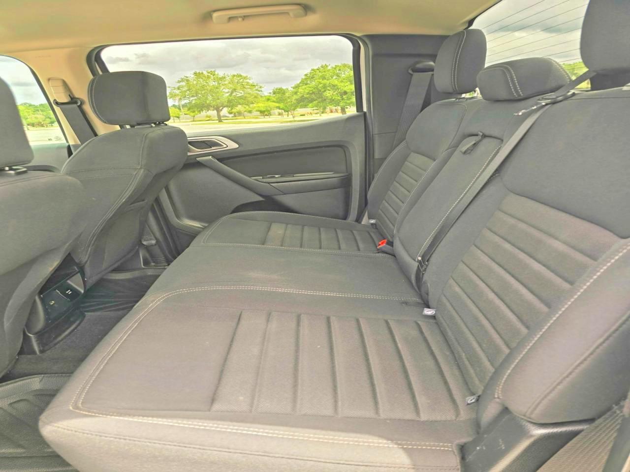 2021 Ford Ranger Xl White vin: 1FTER4FH5MLD35677