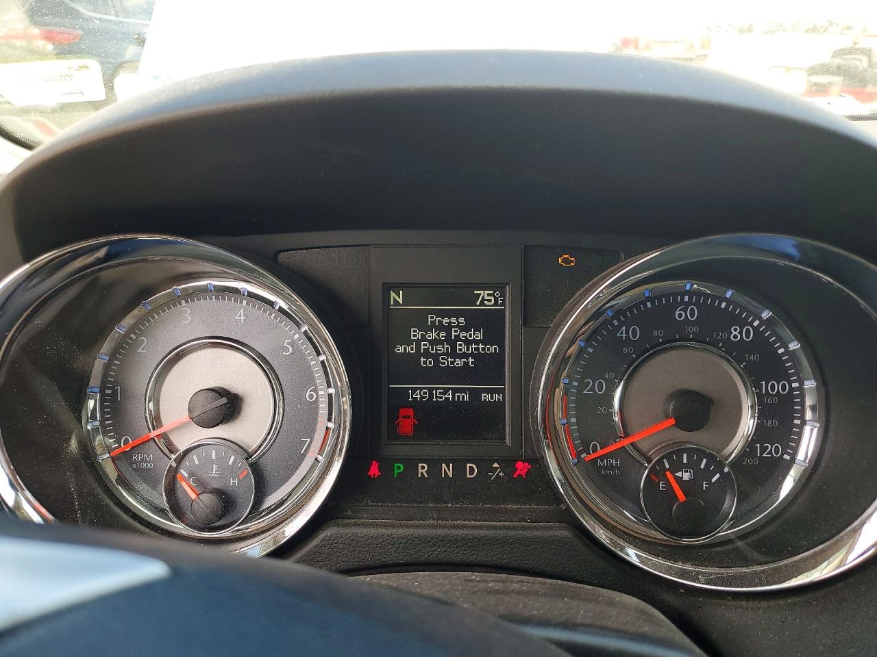 2015 Chrysler Town & Country Touring Silver vin: 2C4RC1BG2FR617560