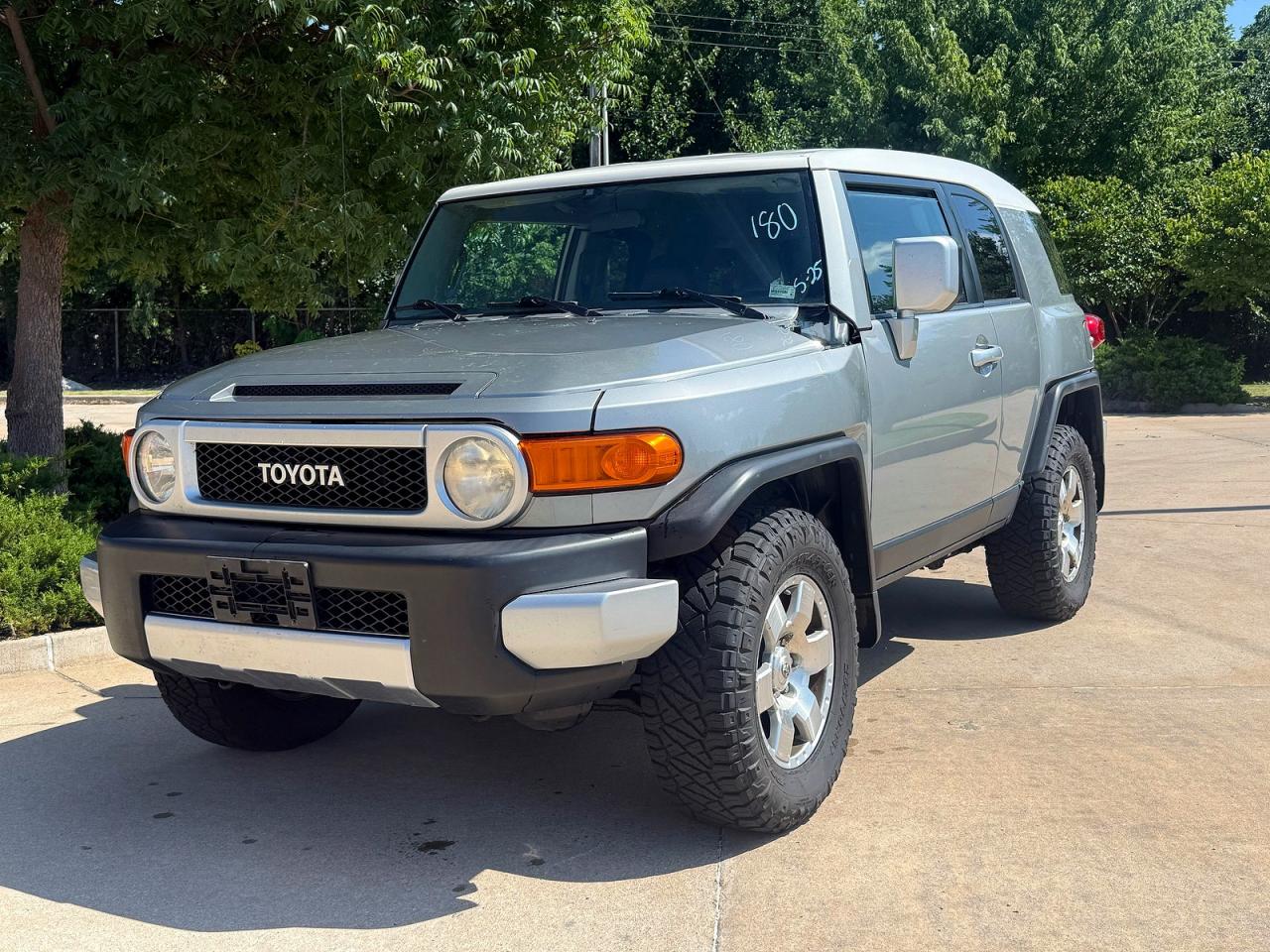 2009 Toyota Fj Cruiser Base Gray vin: JTEBU11F09K067152