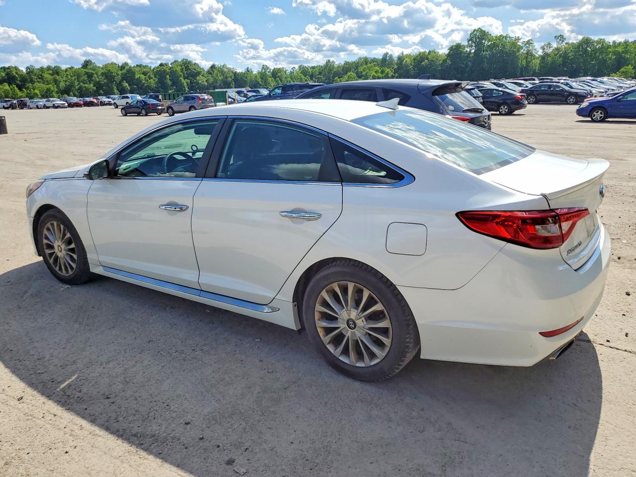 2015 Hyundai Sonata Limited White vin: 5NPE34AF8FH020015
