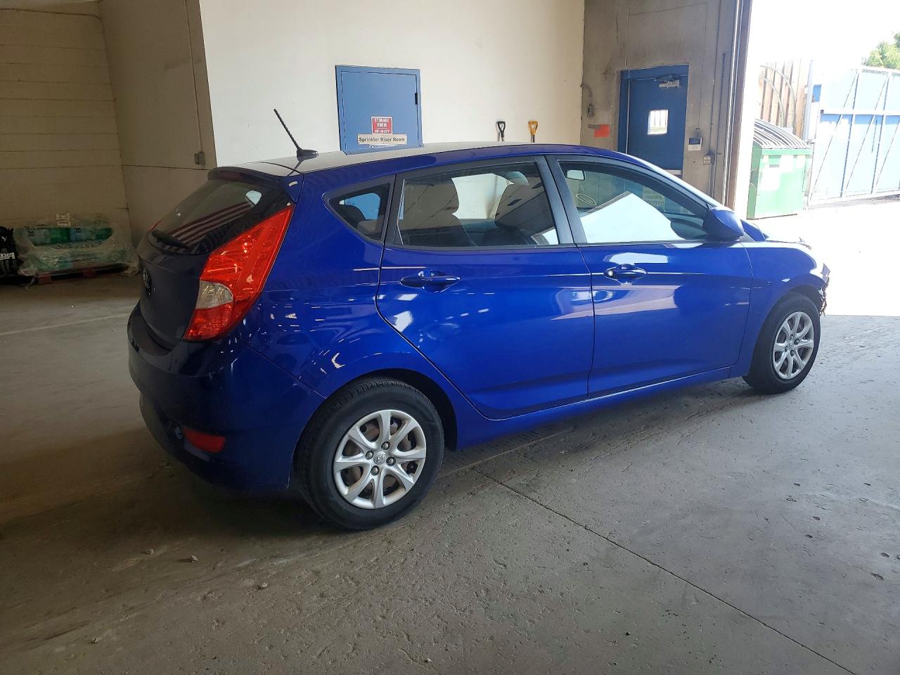 2013 Hyundai Accent Gs Blue vin: KMHCT5AE7DU061657
