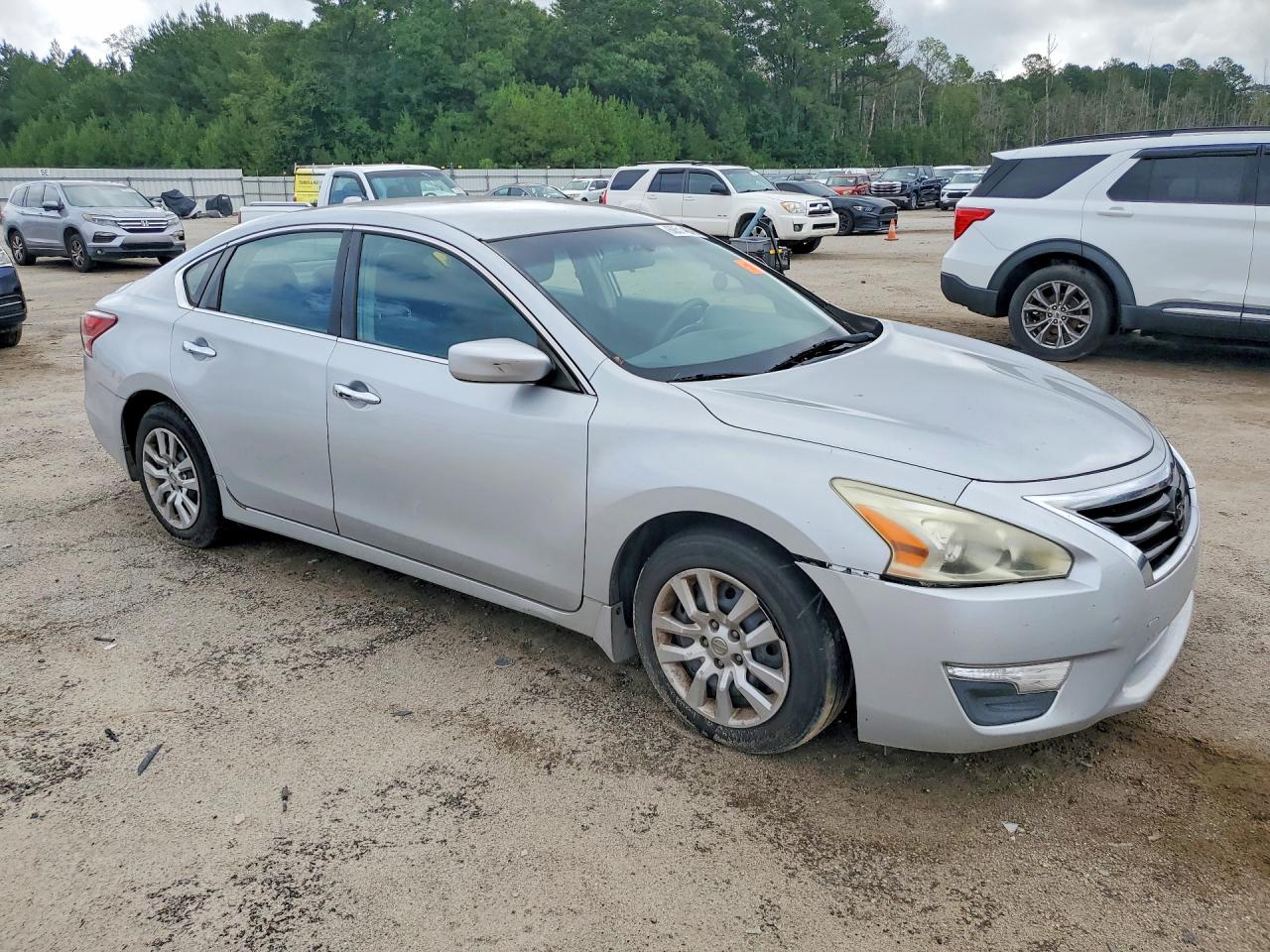 2013 Nissan Altima 2.5 Silver vin: 1N4AL3AP9DN509477