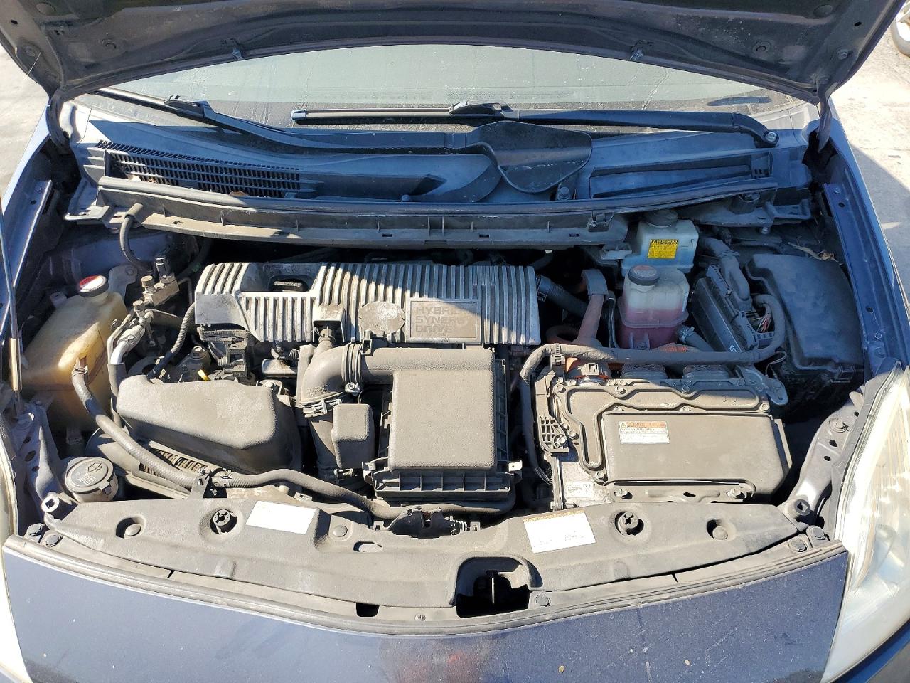 2015 Toyota Prius Two Gray vin: JTDKN3DU6F0479929
