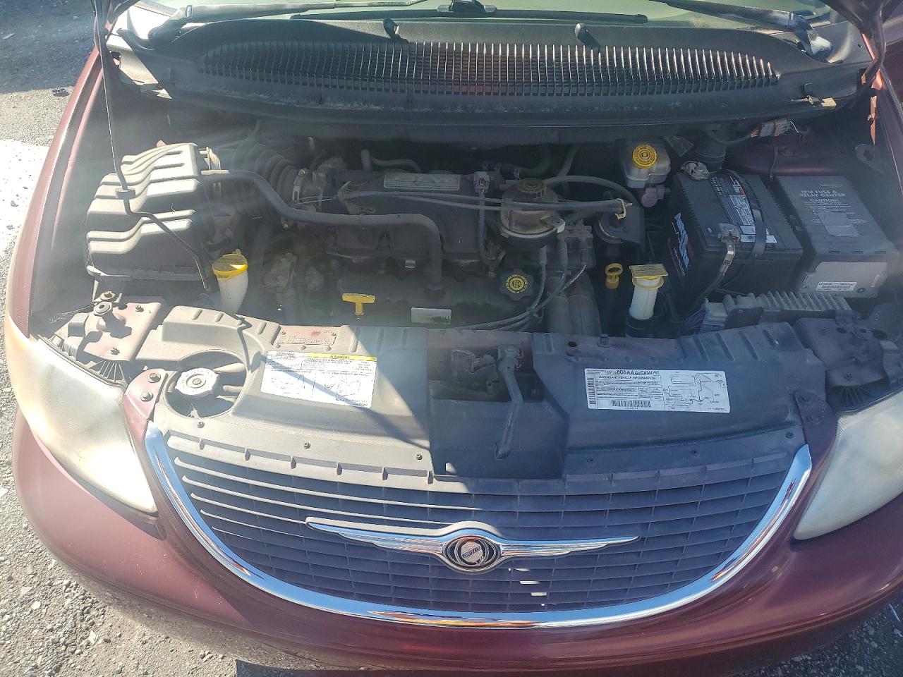 2002 Chrysler Town & Country Lx Maroon vin: 2C4GP44352R693436