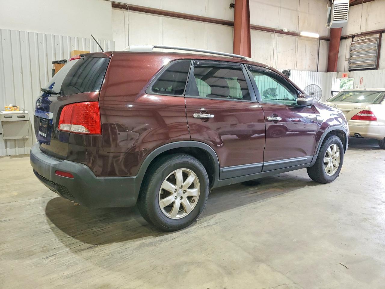 2012 Kia Sorento Lx Maroon vin: 5XYKT3A62CG294634