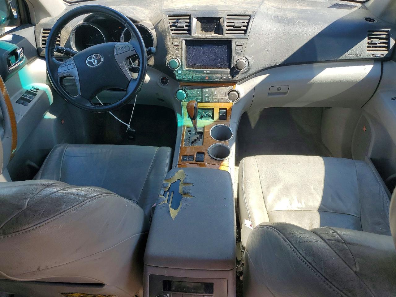 2008 Toyota Highlander Hybrid Limited White vin: JTEEW44A882001505