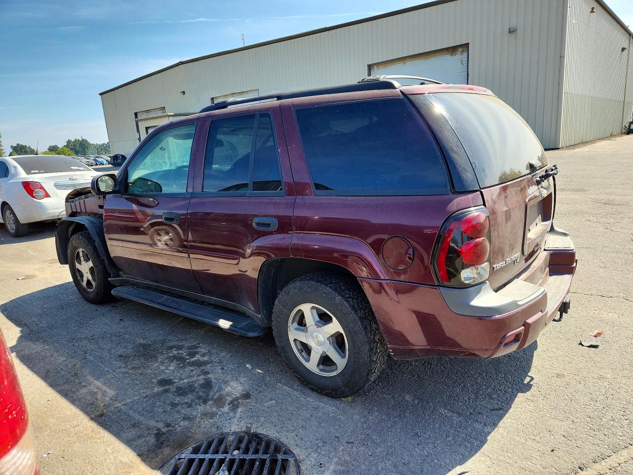 2006 Chevrolet Trailblazer Ls Burgundy vin: 1GNDT13S762110687