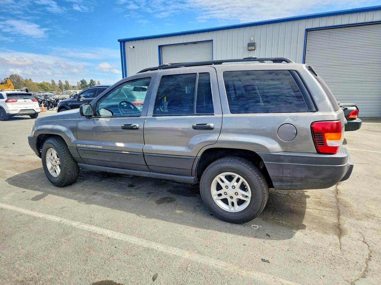 2003 Jeep Grand Cherokee Laredo Gray vin: 1J4GX48S93C604859