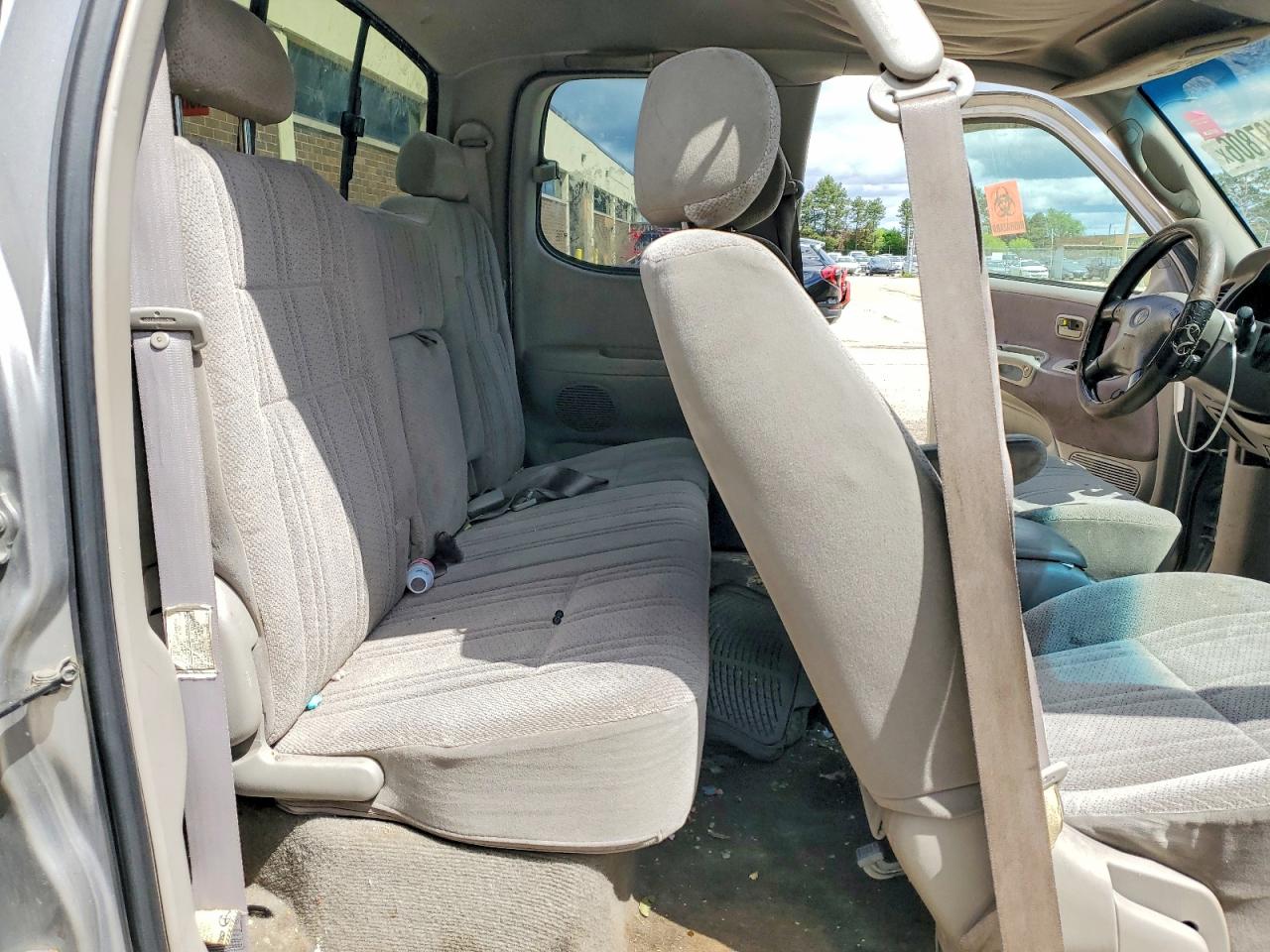 2001 Toyota Tundra Sr5 Silver vin: 5TBBT44151S193960
