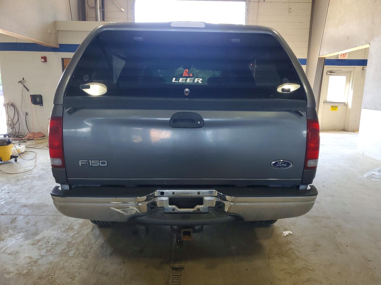2003 Ford F150 Gray vin: 1FTRX18L93NB11838