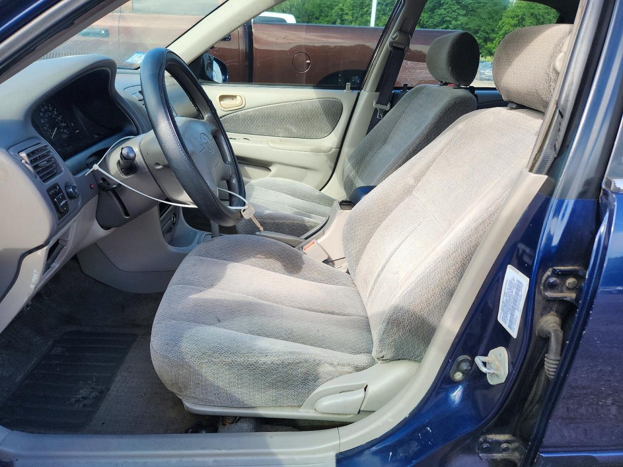 2002 Toyota Corolla Le Blue vin: 2T1BR12E72C579025