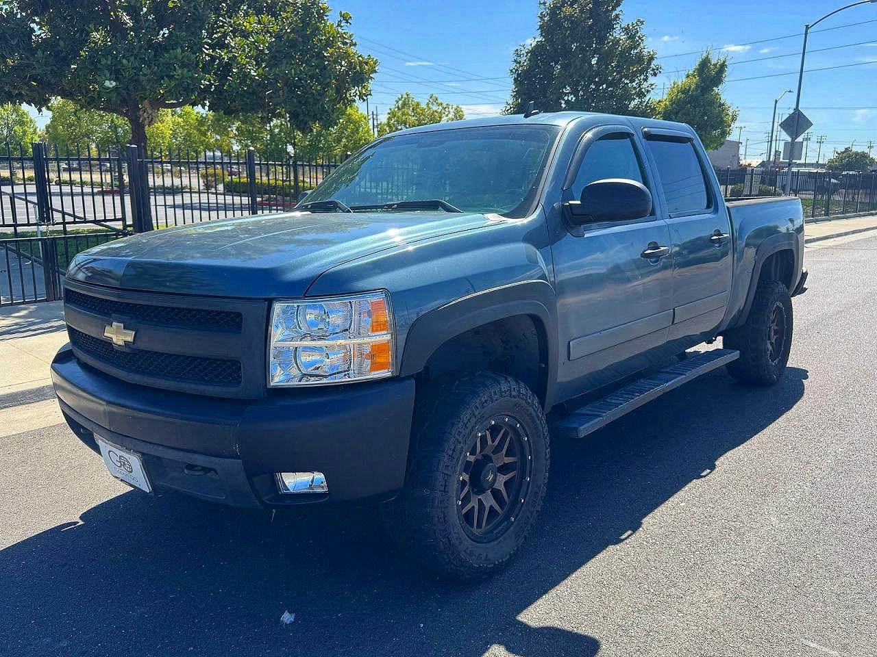 2008 Chevrolet Silverado K1500 Blue vin: 2GCEK13M581173257
