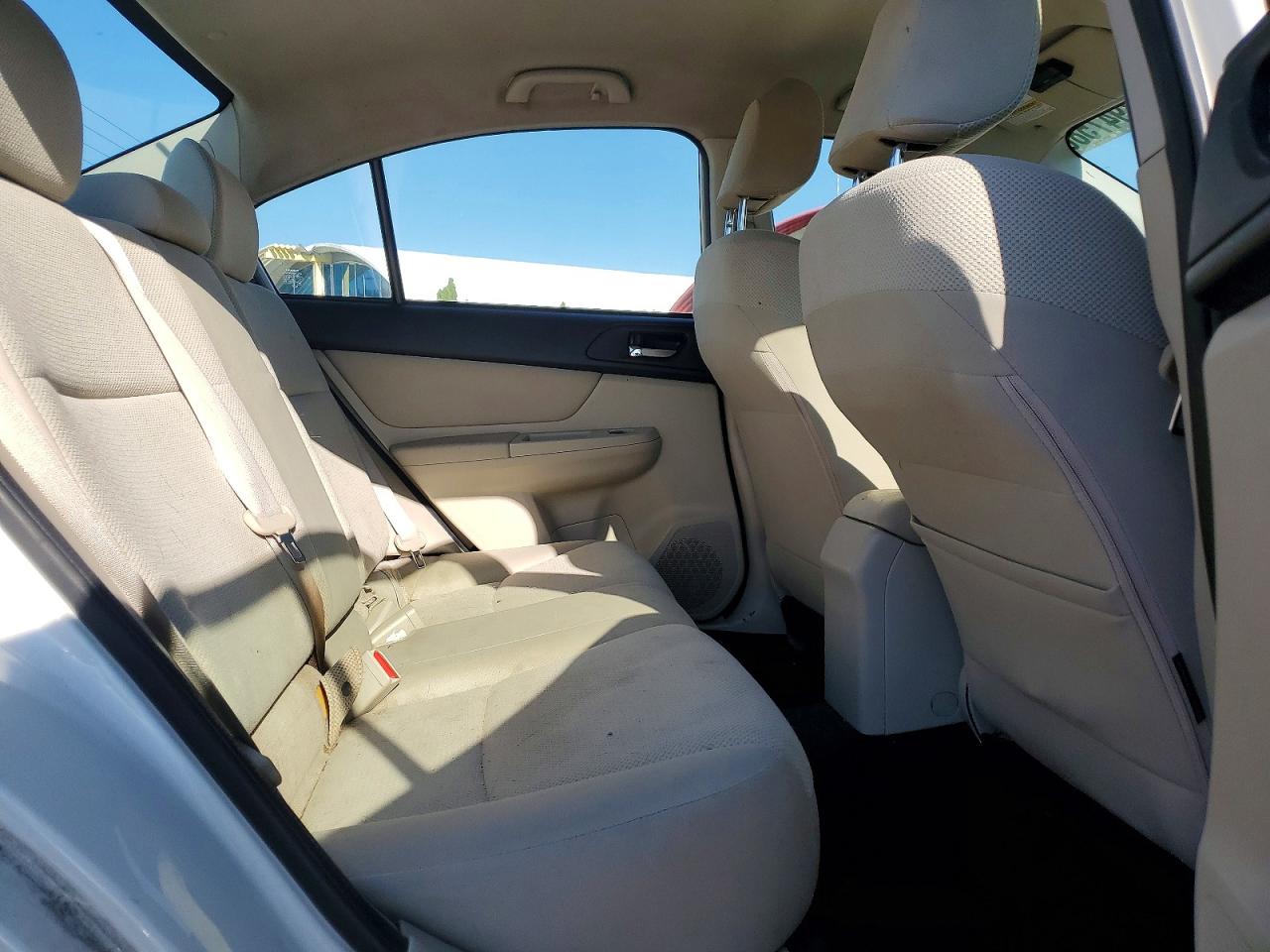 2014 Subaru Impreza Premium White vin: JF1GJAC69EH013670