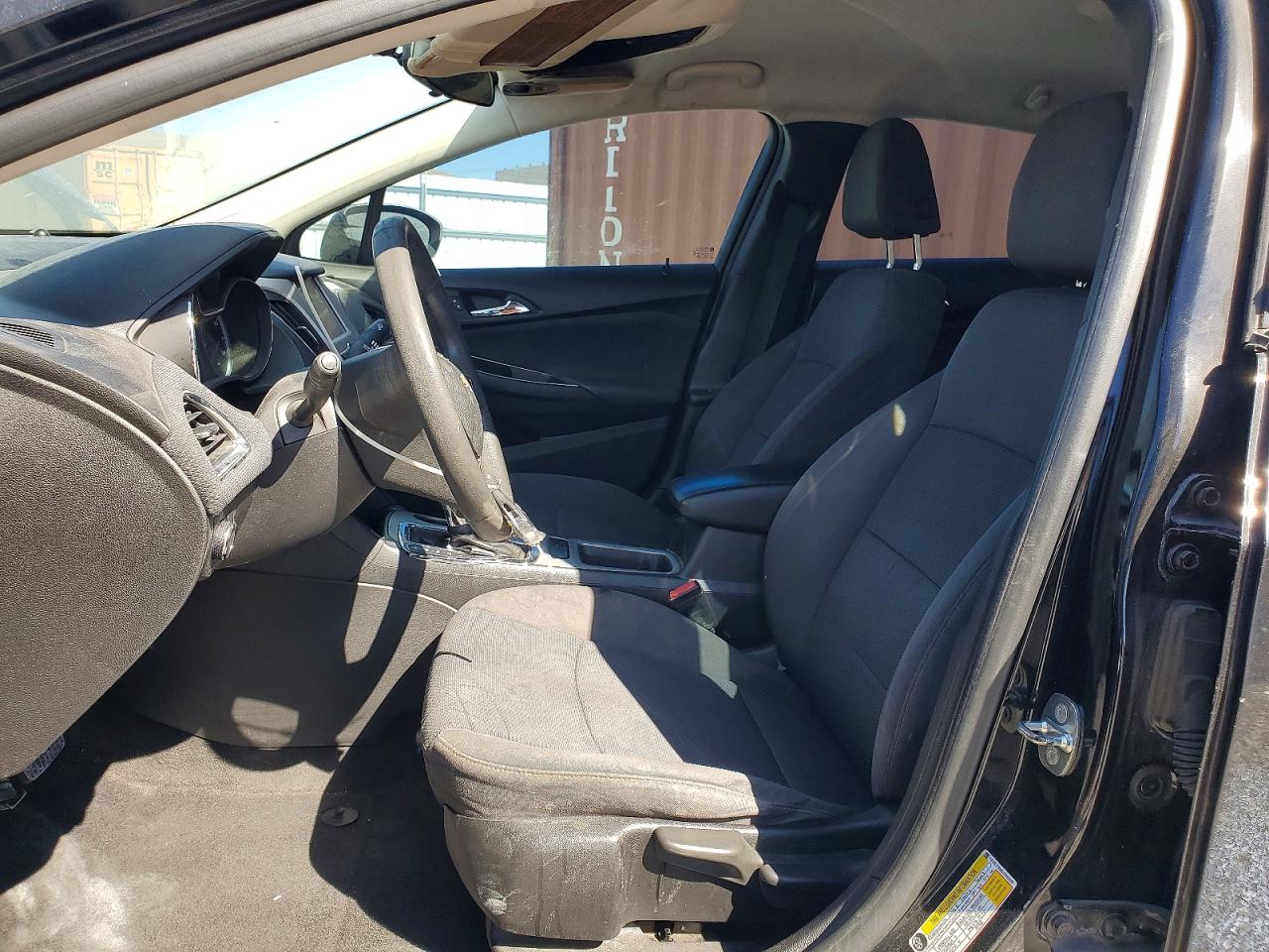 2018 Chevrolet Cruze Ls Черный vin: 1G1BC5SM6J7242029