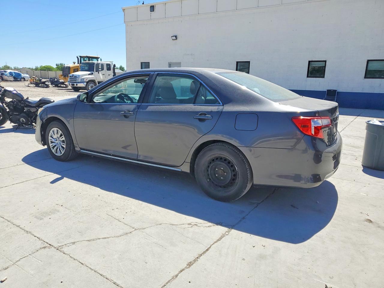 2013 Toyota Camry Le Серый vin: 4T4BF1FK2DR281885