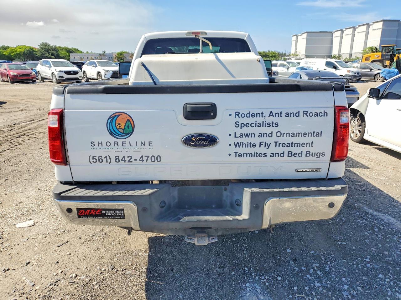 2015 Ford F250 Super Duty White vin: 1FTBF2A66FEC54684