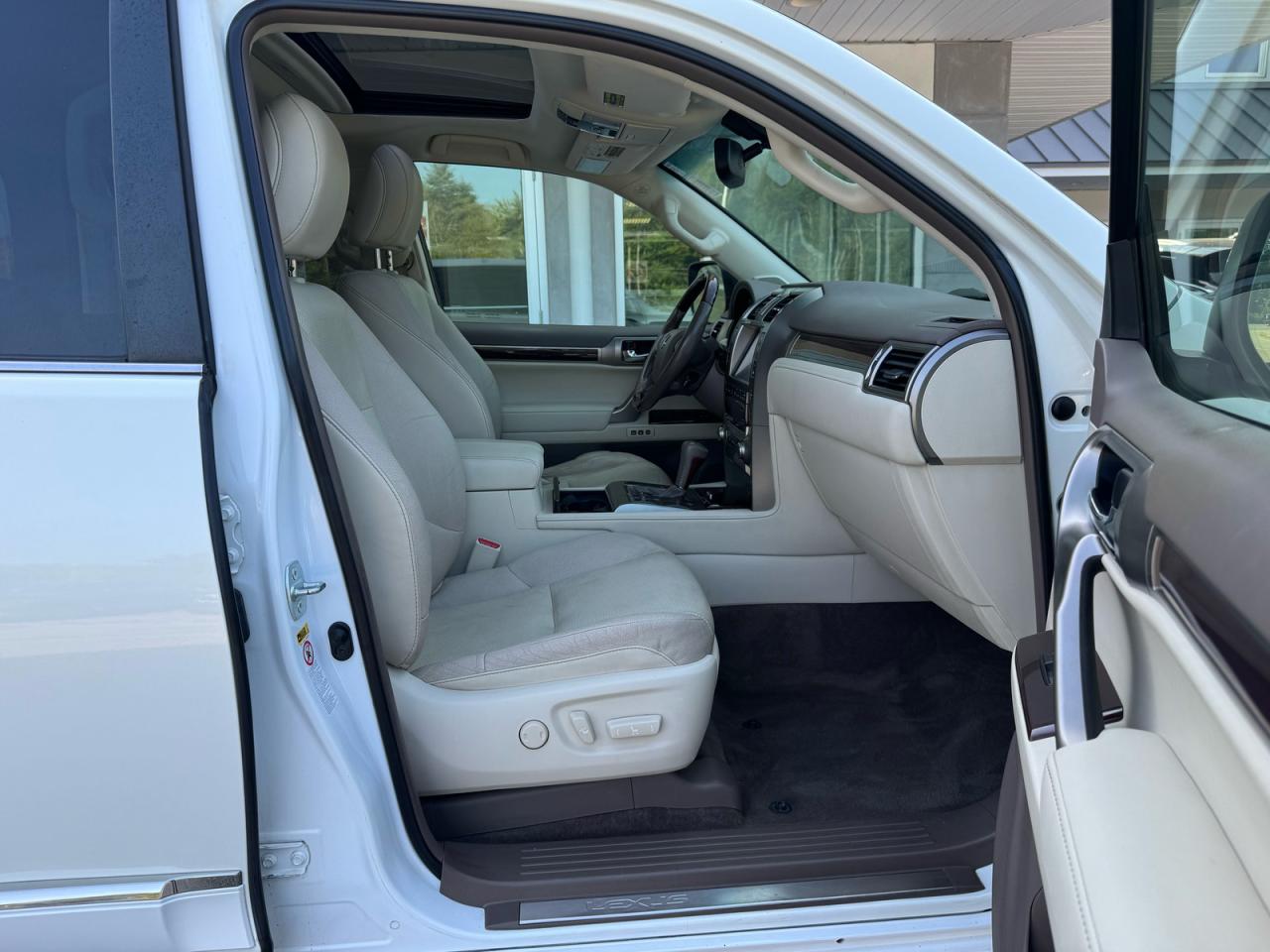 2014 Lexus Gx 460 Белый vin: JTJBM7FXXE5081042