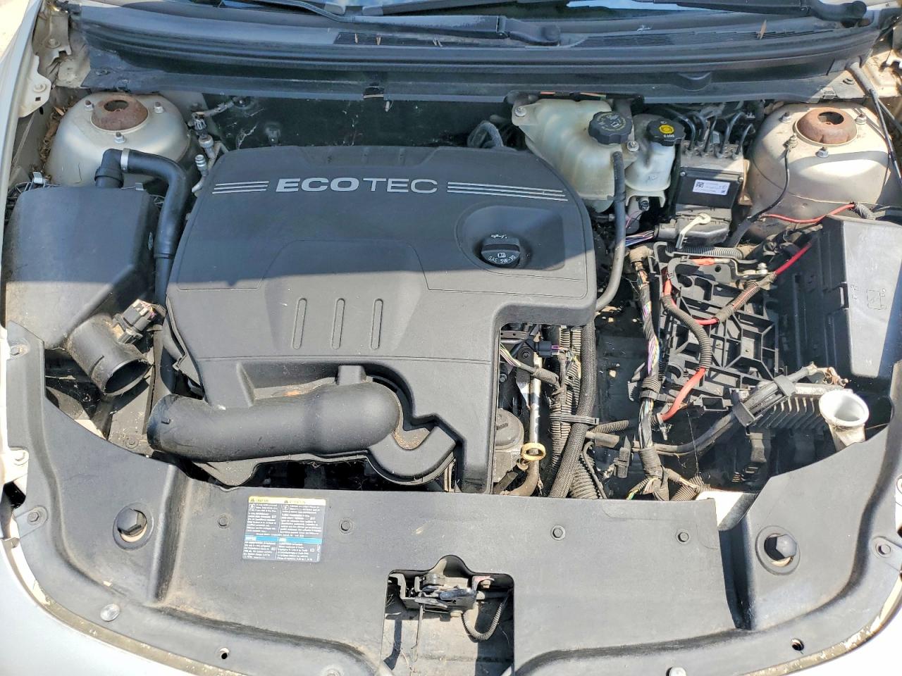 2010 Chevrolet Malibu Ls Cream vin: 1G1ZA5EB2AF111992