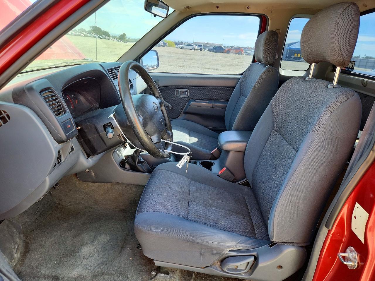 2001 Nissan Frontier Красный vin: 1N6ED26Y31C349329