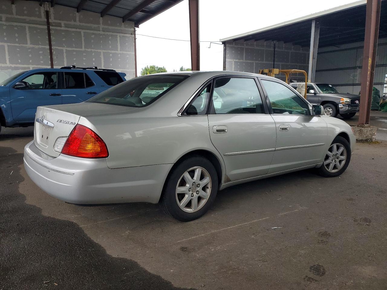 2001 Toyota Avalon Xls Silver vin: 4T1BF28B51U168442