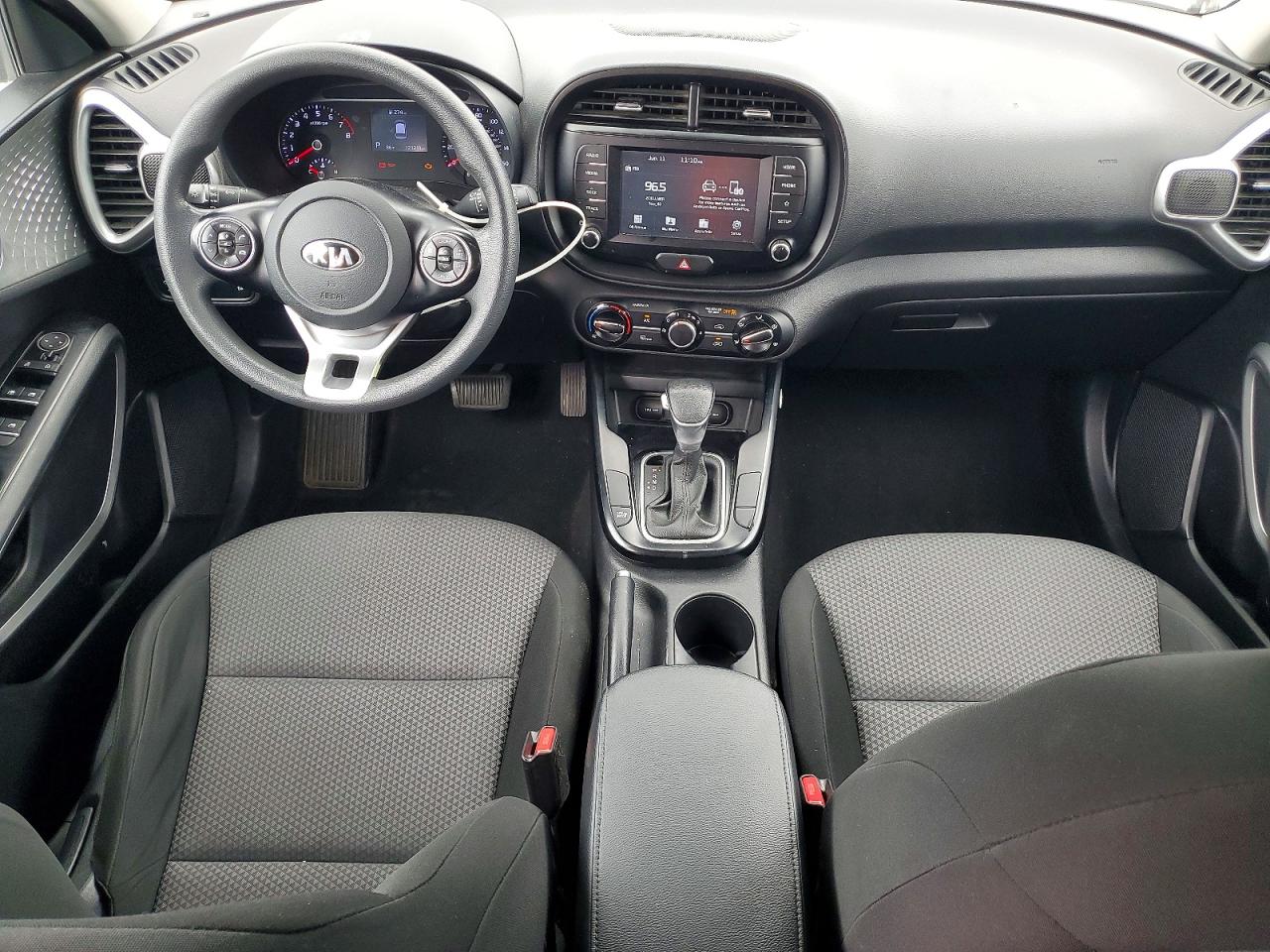 2020 Kia Soul Lx Черный vin: KNDJ23AU6L7023540