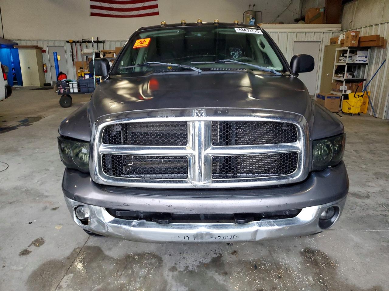 2004 Dodge Ram 1500 St Серый vin: 1D7HU18D94S547417