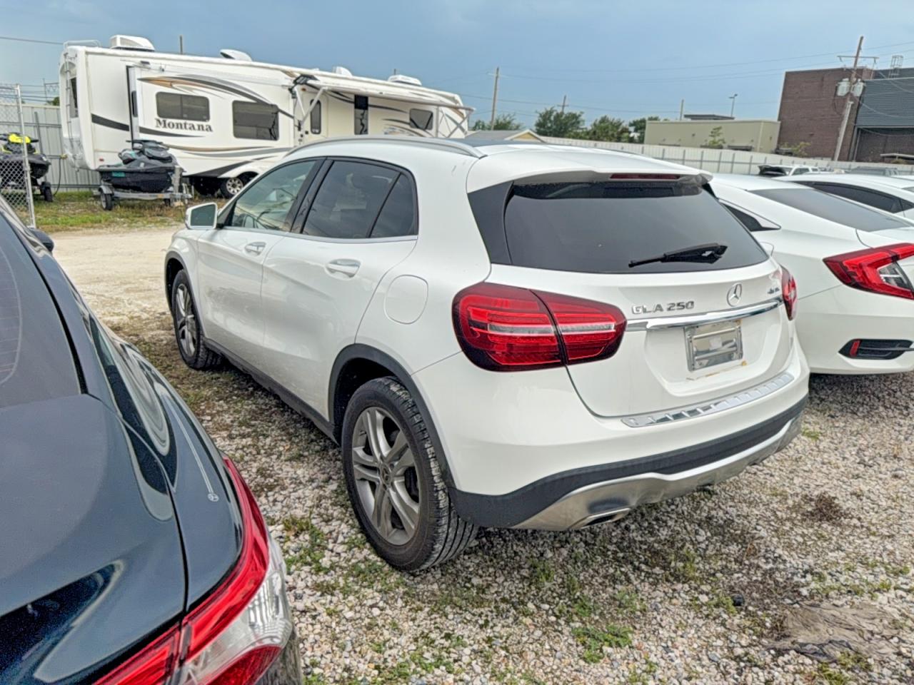 2019 Mercedes-benz Gla 250 4matic Белый vin: WDCTG4GB6KJ590820