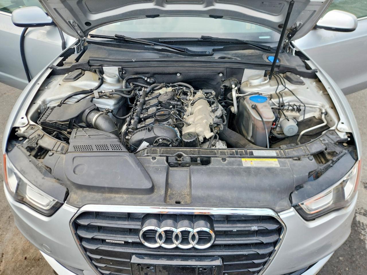 2014 Audi A5 Premium Plus Silver vin: WAULFAFH6EN013969