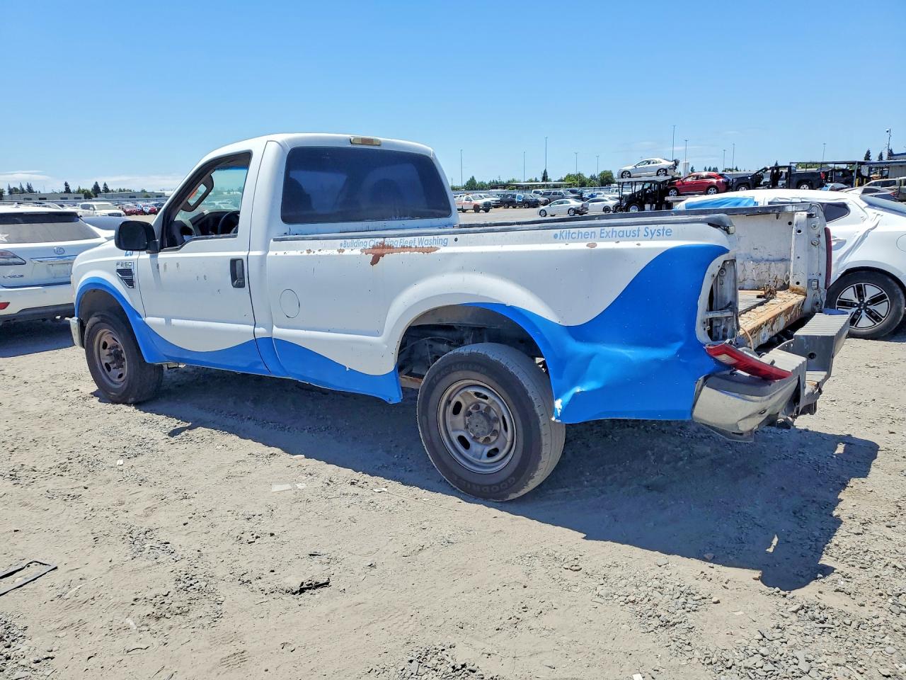 2008 Ford F250 Super Duty White vin: 1FTNF20528ED80386