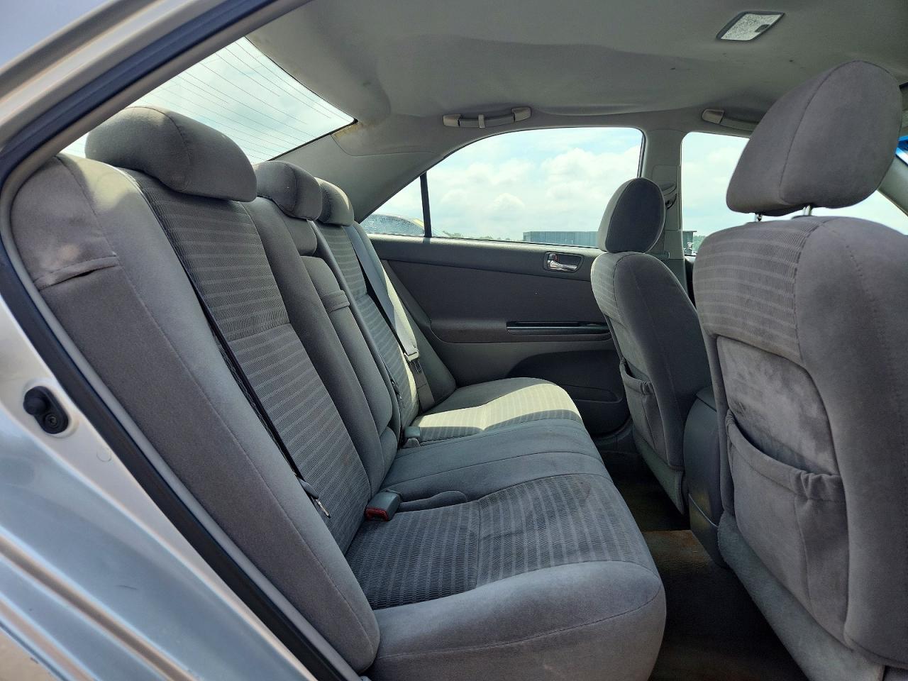 2005 Toyota Camry Standard Silver vin: 4T1BE32K85U568129