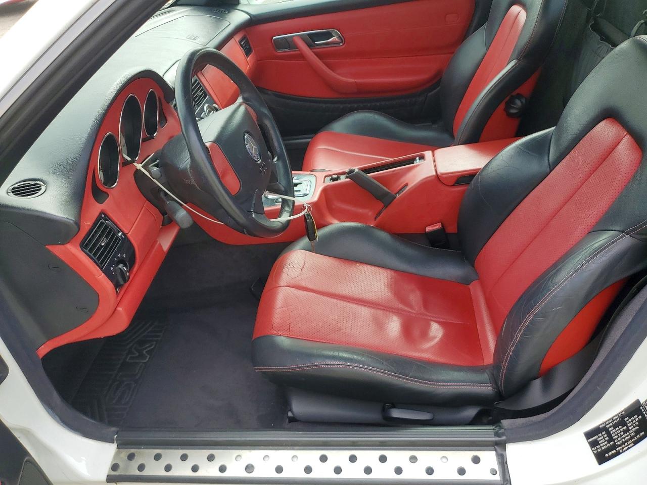 1998 Mercedes-benz Slk 230 Kompressor Белый vin: WDBKK47F1WF056814