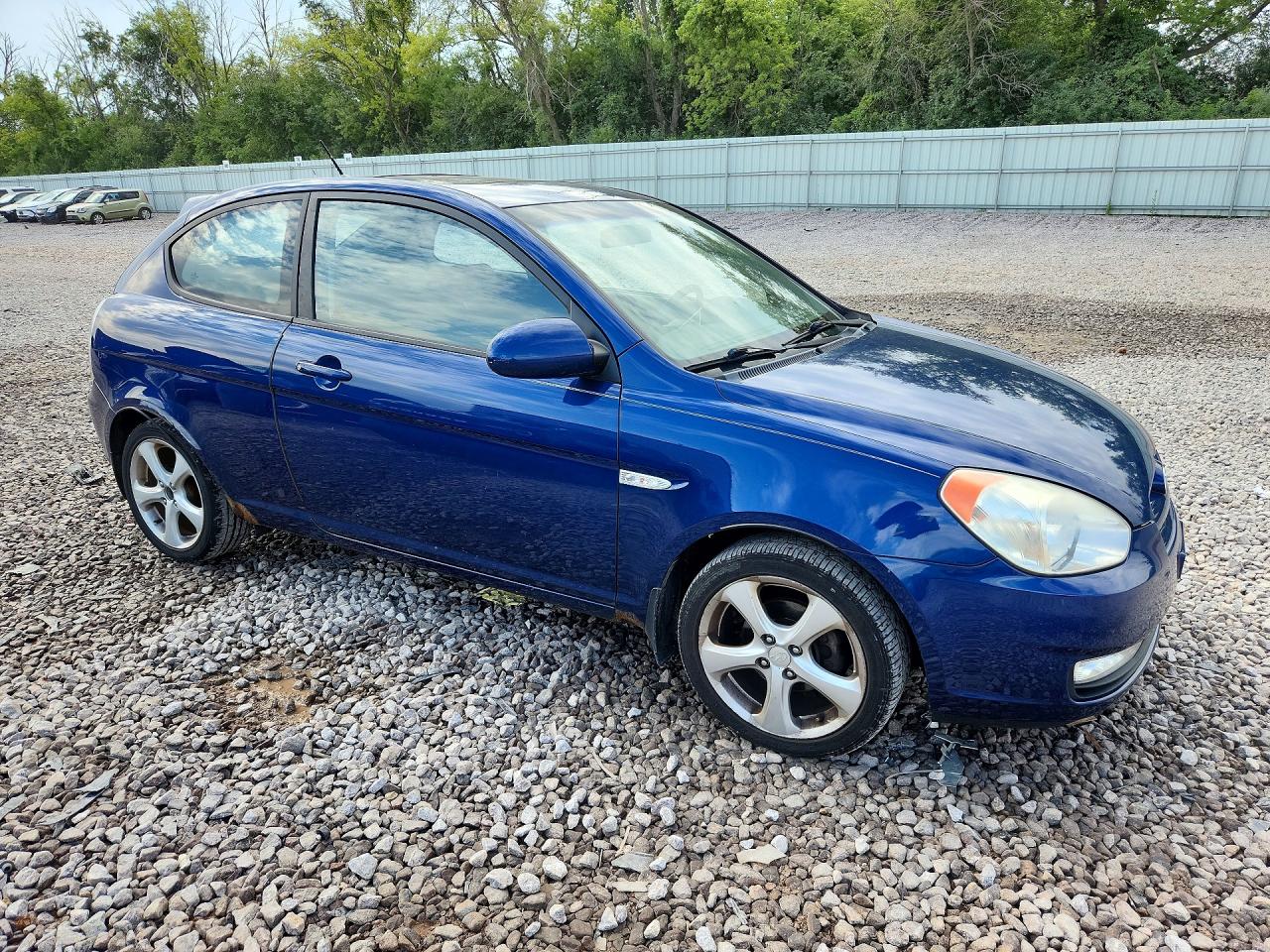 2007 Hyundai Accent Gs Blue vin: KMHCN36CX7U023883