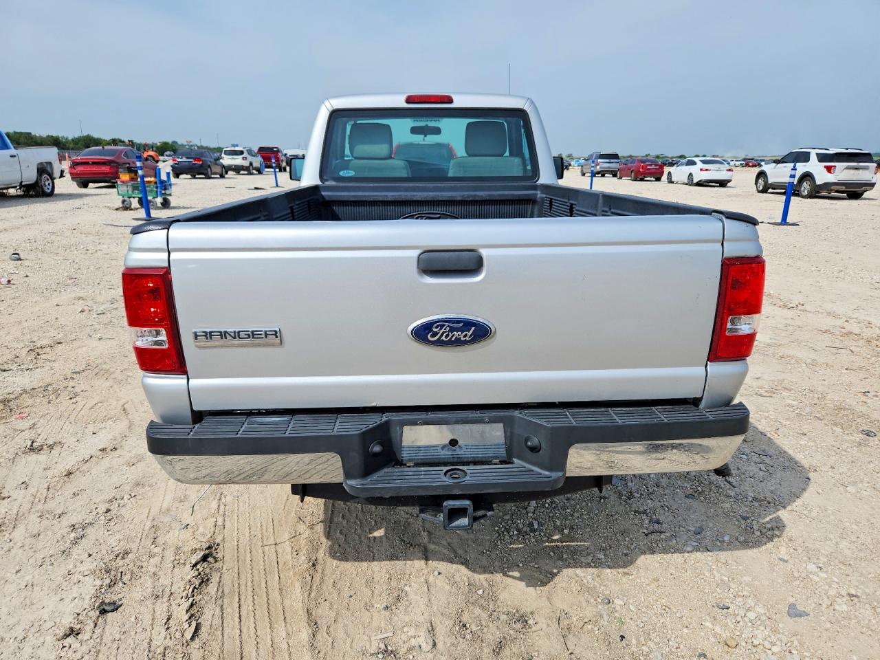 2010 Ford Ranger Silver vin: 1FTKR1AD6APA46074