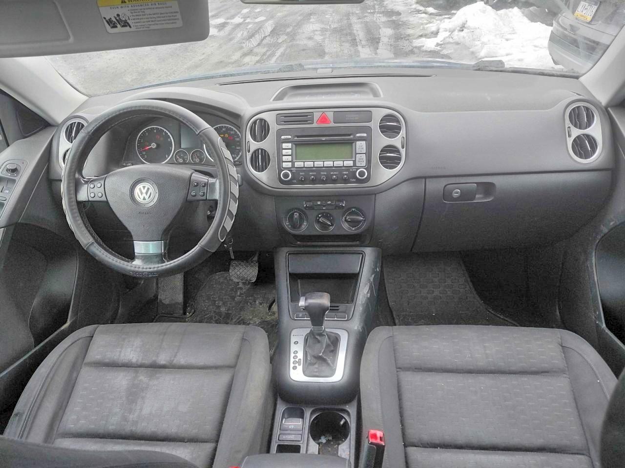 2009 Volkswagen Tiguan Se Синий vin: WVGBV75NX9W003565