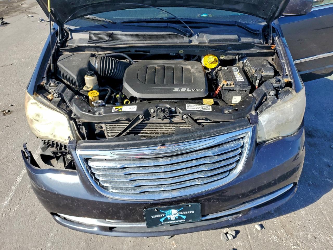 2014 Chrysler Town & Country Touring Blue vin: 2C4RC1BG4ER165593