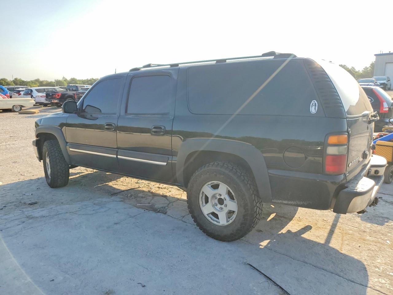 2004 Chevrolet Suburban K1500 Черный vin: 1GNFK16Z74J255400