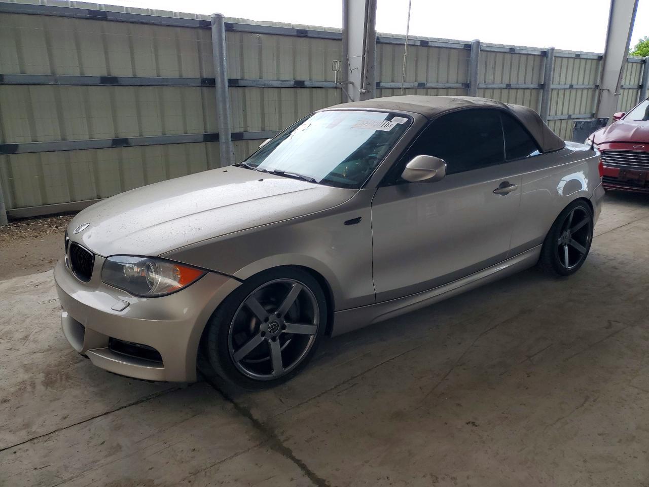 2010 Bmw 135 I Silver vin: WBAUN9C58AVK41451