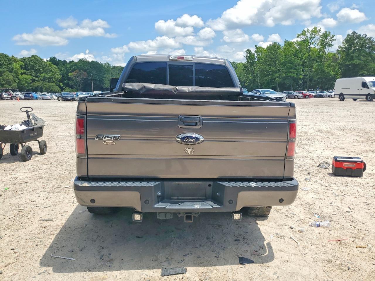 2014 Ford F150 Supercrew Gray vin: 1FTFW1ET0EFB92672