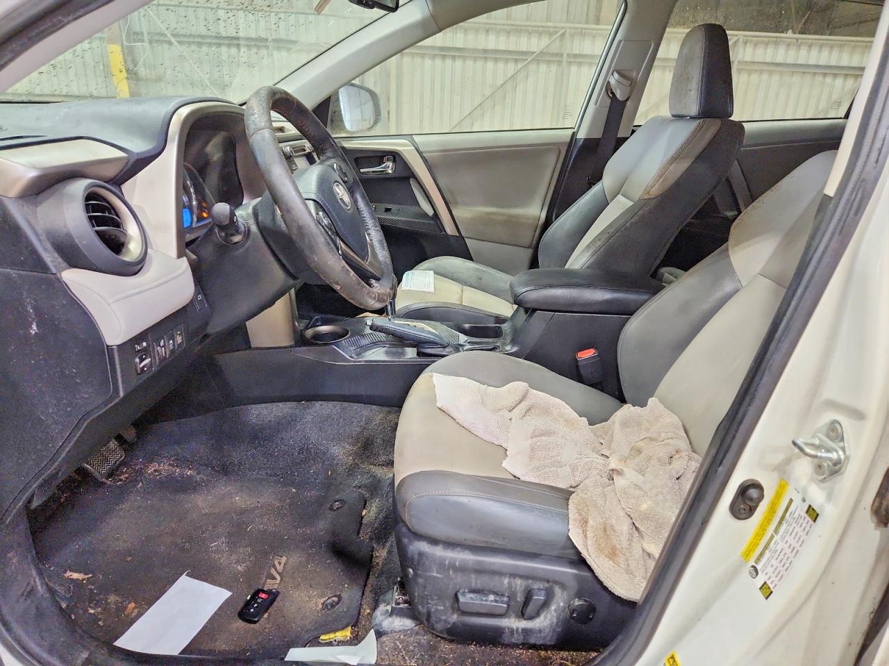 2013 Toyota Rav4 Limited White vin: 2T3YFREV4DW009179