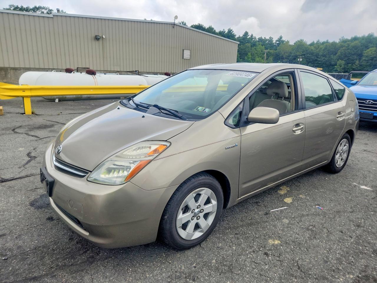 2006 Toyota Prius Base Gold vin: JTDKB20UX67081252
