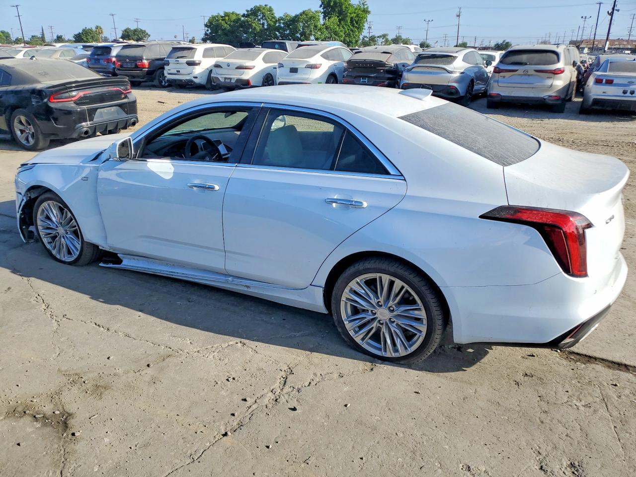 2026 Cadillac Ct4 Premium Luxury White vin: 1G6DB5RK5T0105542