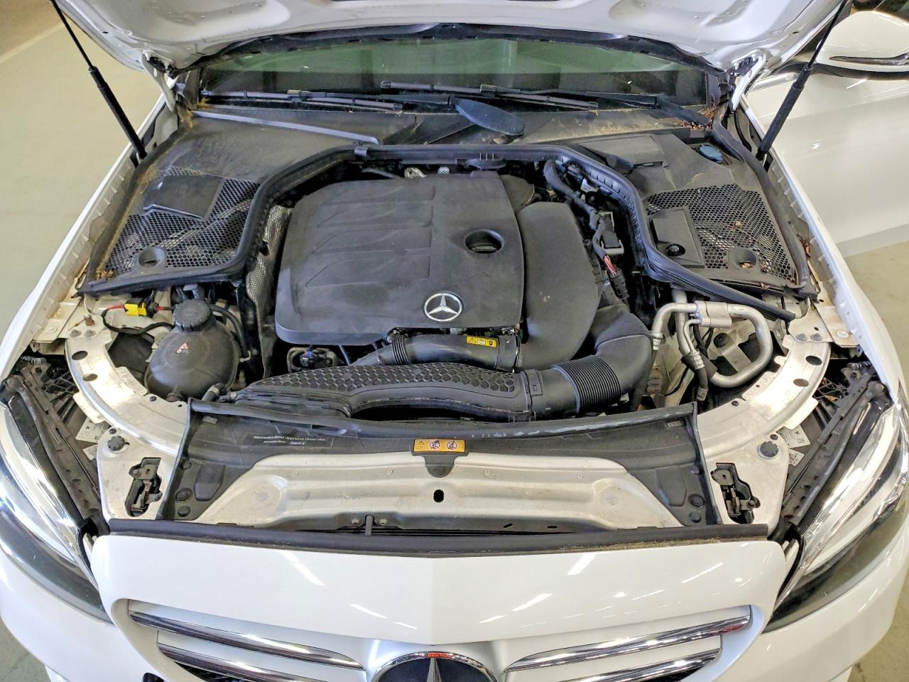 2019 Mercedes-benz C 300 4matic White vin: 55SWF8EBXKU296083