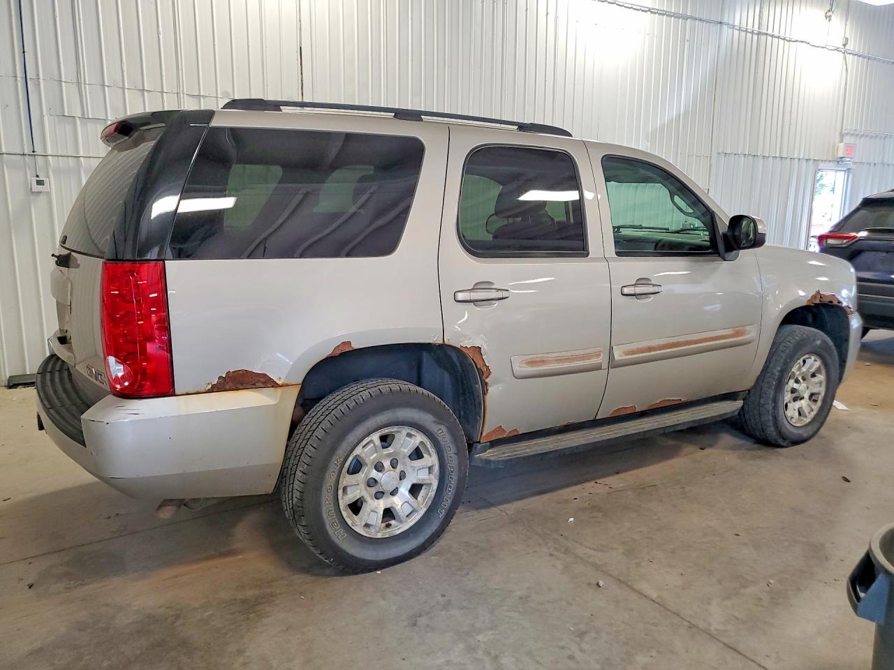 2007 Gmc Yukon Gray vin: 1GKFK13087J285089