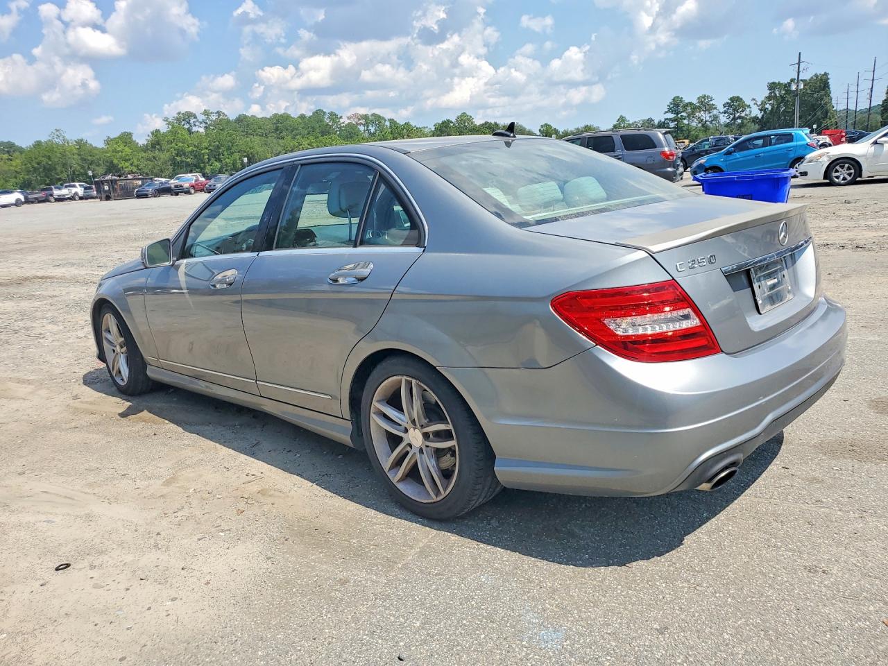 2013 Mercedes-benz C 250 Gray vin: WDDGF4HB0DA779352