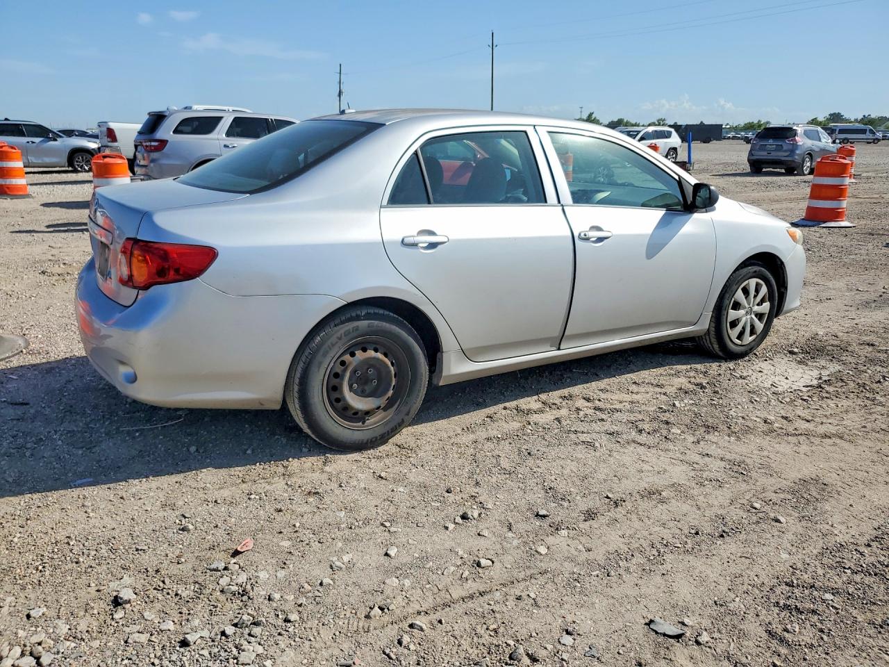 2009 Toyota Corolla Base Серебряный vin: JTDBL40E899044503